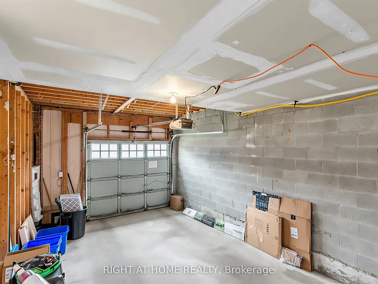 2628 Bur Oak Ave — Photo 36
