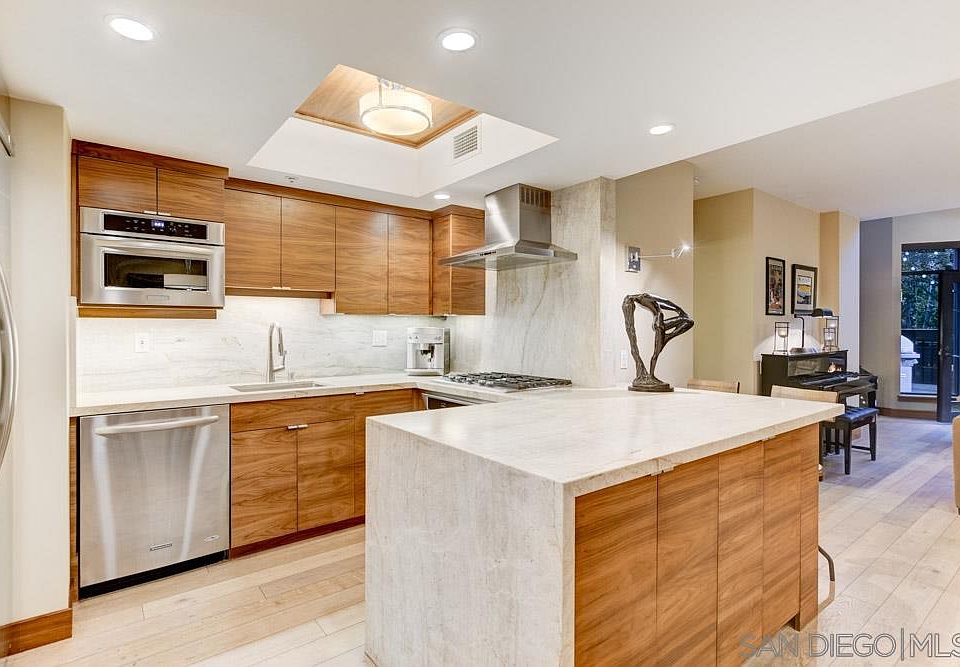 1st image of 500 W Harbor Dr Unit 128