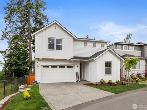 10266 Chimes Place NW, Bremerton, WA 98311