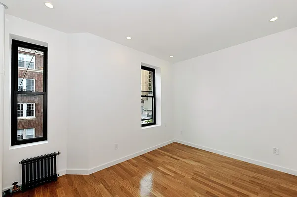 Rented by Aether Property Group | media 11