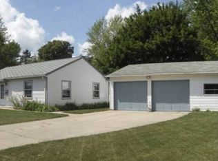 308 W Jefferson St, Elkhorn, WI