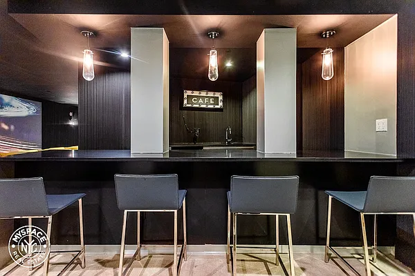 Rented by MySpaceNYC | media 33