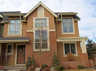 2514 NW Crossing Dr, Bend, OR 97703