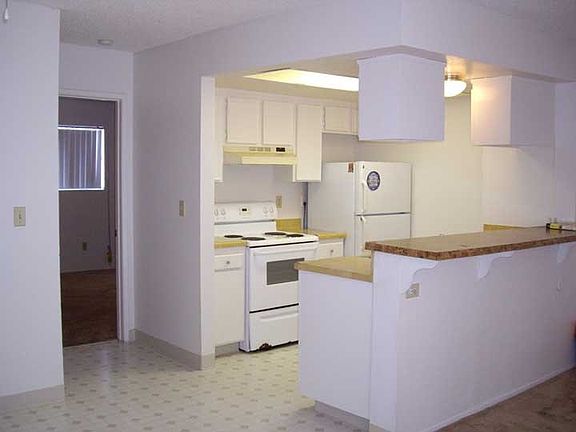 4th image of 4153 42nd St APT 7