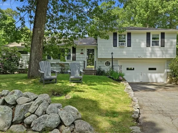 43 Jackson Rd, Scituate, MA 02066