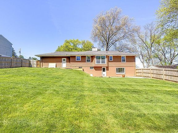 2nd image of 204 Vernedale Dr