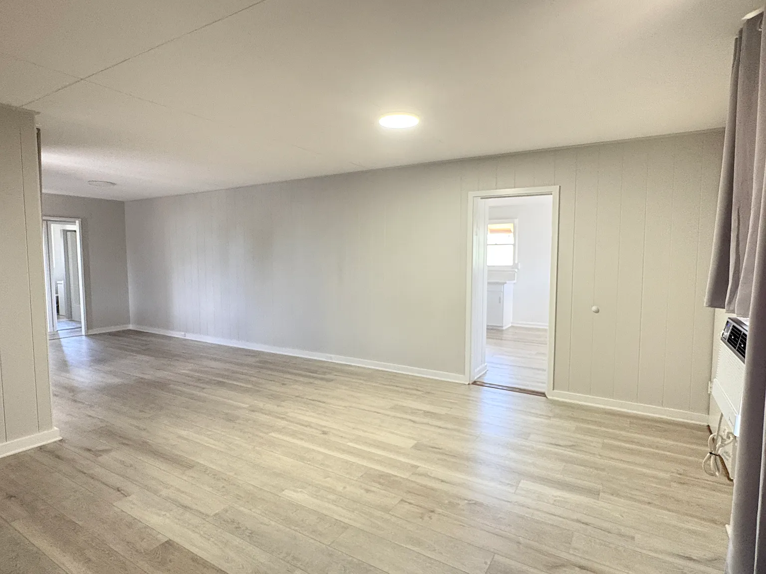 3 bed, 1266 sqft, $2,700 — Photo 3