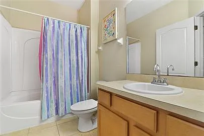 2414 Caravelle Cir #1 — Photo 32