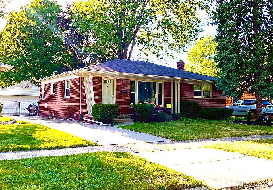 1st image of 8519 Whitefield St