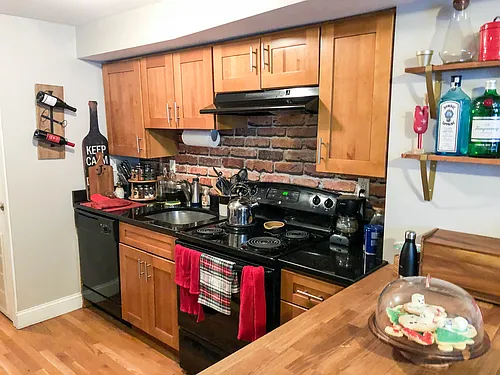 23 Saint Lukes Rd #2C Photo 1