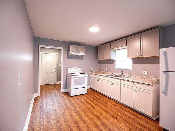 2301-LILLY-STREET-kitchen_02112025