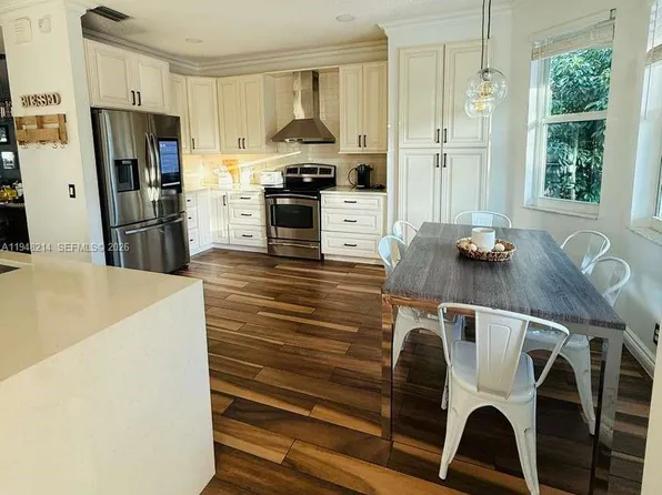 4120 Staghorn Ln, Weston, FL 33331