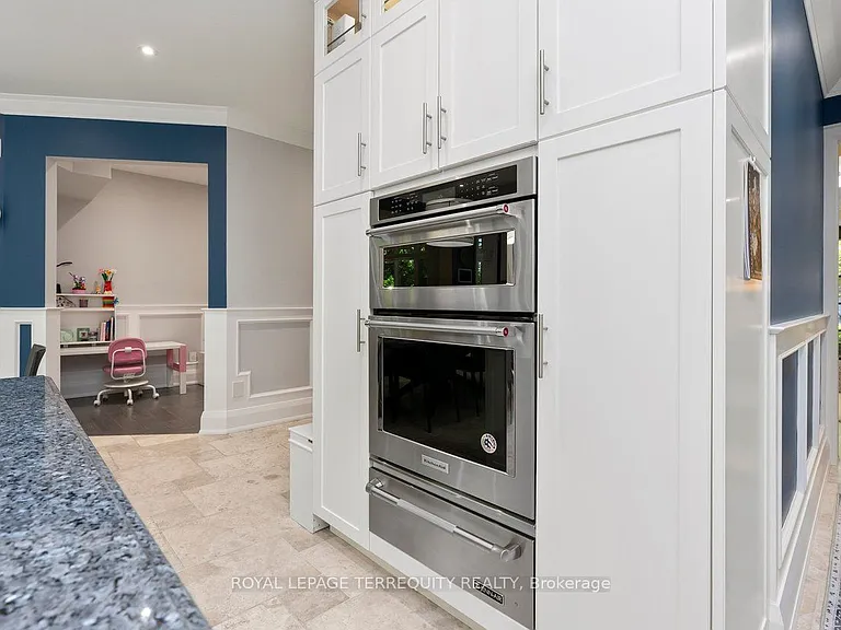 101 Chestnut Hills Pkwy — Photo 13