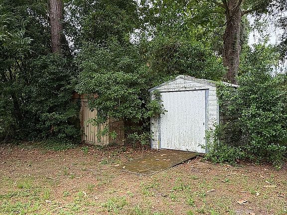 5th image of 3212 SE 144th Pl