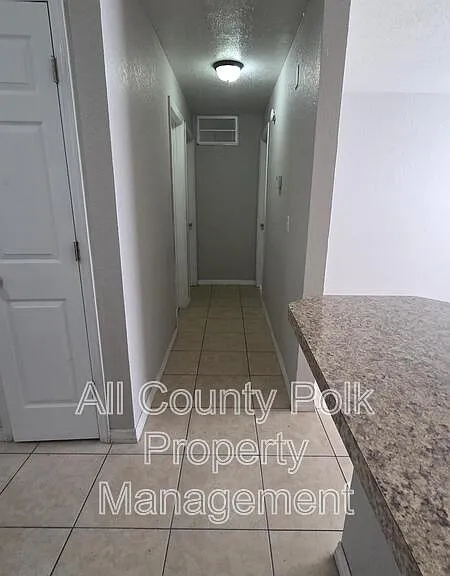 712 Bryon Ct — Photo 9