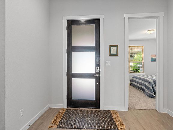 3rd image of 161 Palio Pl