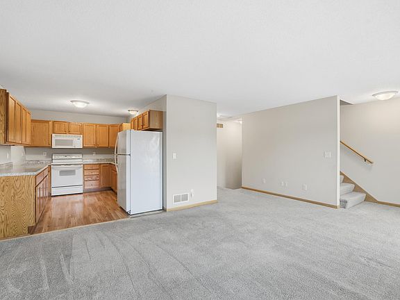 5th image of 2525 Cobble Hill Ct Unit J