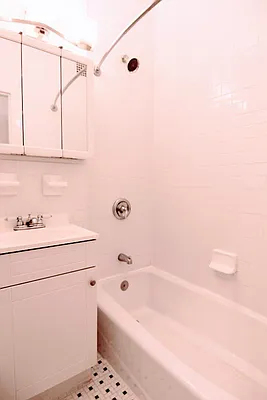 Rented by GPA Realty | media 19