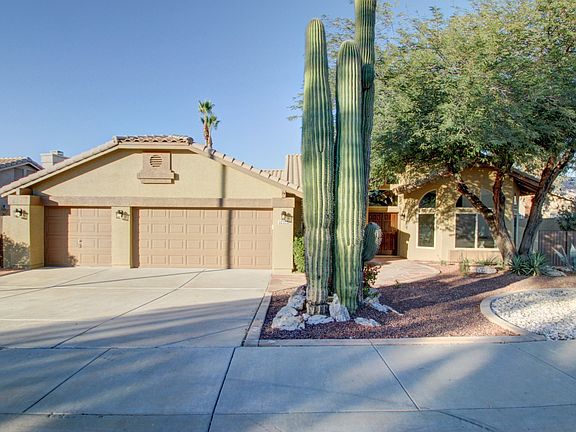 2nd image of 17836 W Cactus Flower Dr