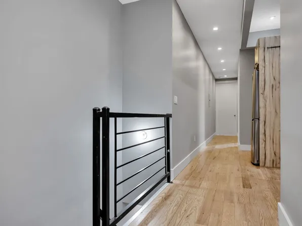 72-55 60 Lane image 5 of 28