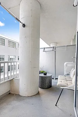 Rented by Compass | media 23