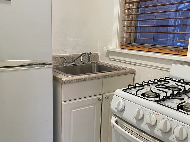 1260 N Pennsylvania St #22 — Photo 53