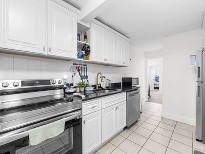 56 Park Vale Ave APT 4, Allston, MA, 02134