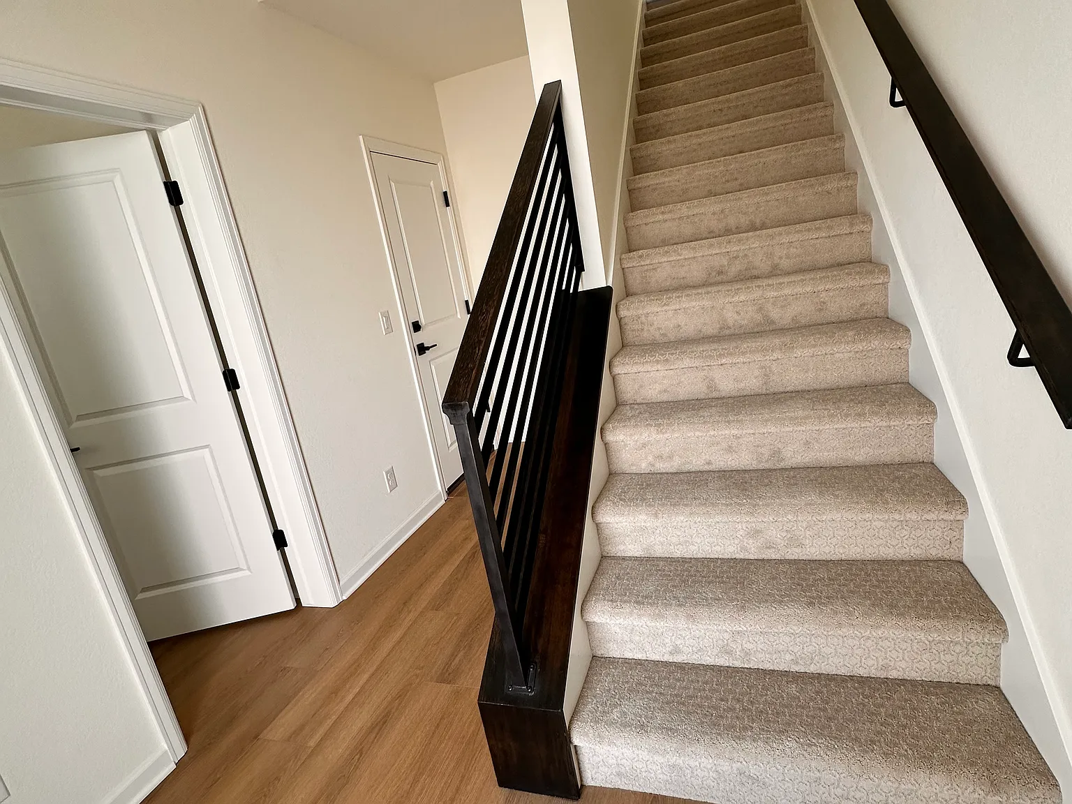 4 bed, 3.5 bath, 1775 sqft, $3,300 — Photo 4