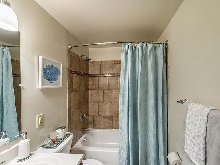 The Pointe at Harpers Mill — Photo 10