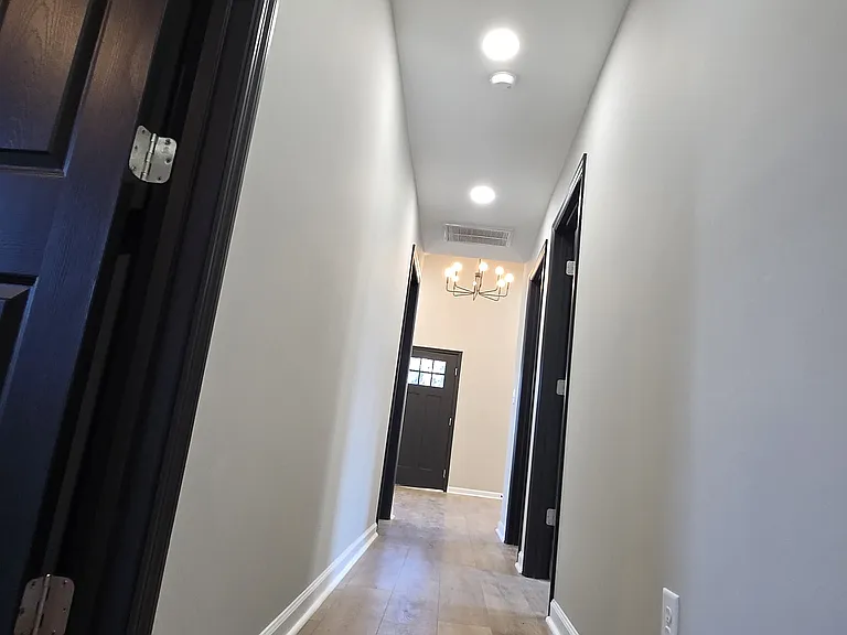 804 Martin St — Photo 8