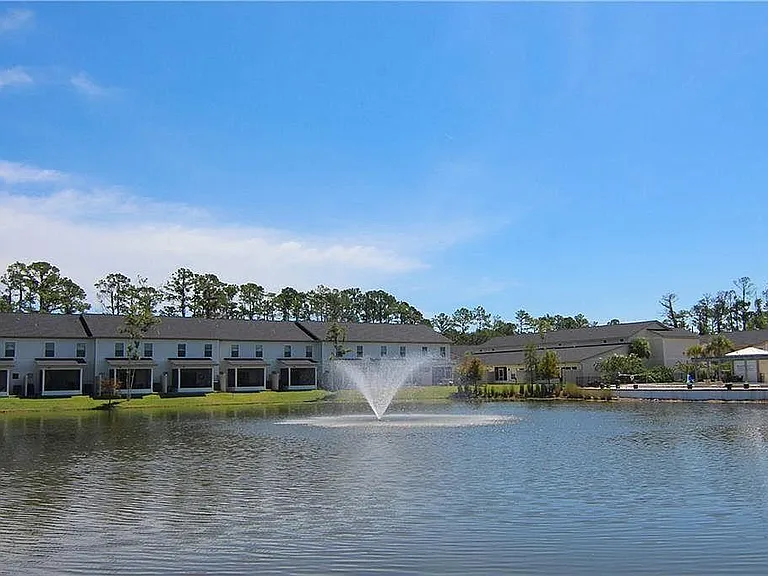 801 Mariners Cir — Photo 31