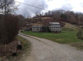 5842 Hickory Ridge Rd, Salt Rock, WV 25559