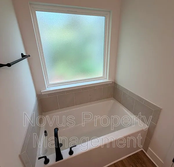 205 Laney Dr — Photo 18