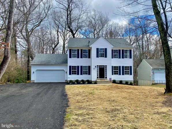 1079 San Angelo Dr, Lusby, MD 20657