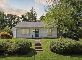 2447 Hillsdale Ave, Kalamazoo, MI 49006