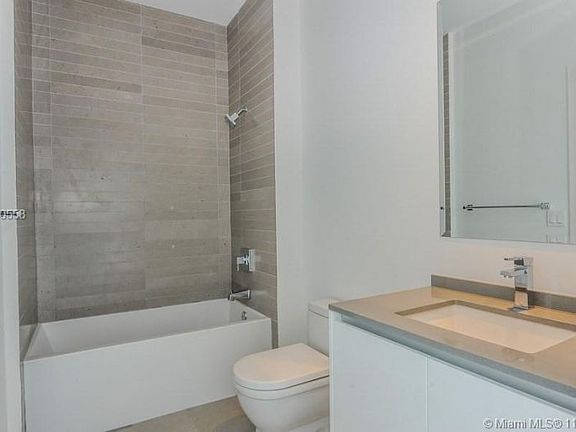 4th image of 68 SE 6th St APT 4303
