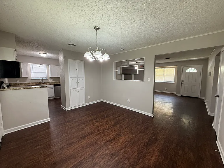 3512 Bahamas Dr — Photo 8