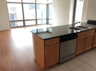 557 W Kinzie St #E0904, Chicago, IL 60654