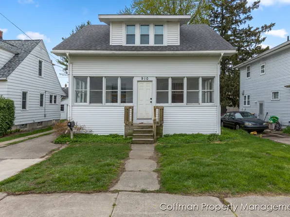 910 Sibley St NW, Grand Rapids, MI 49504