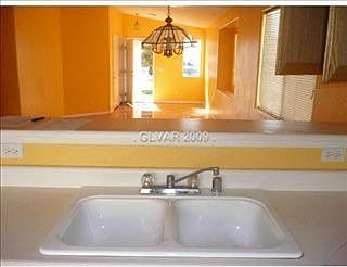 3rd image of 4060 Amistad Ct