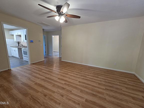 5th image of 709 S Plum St