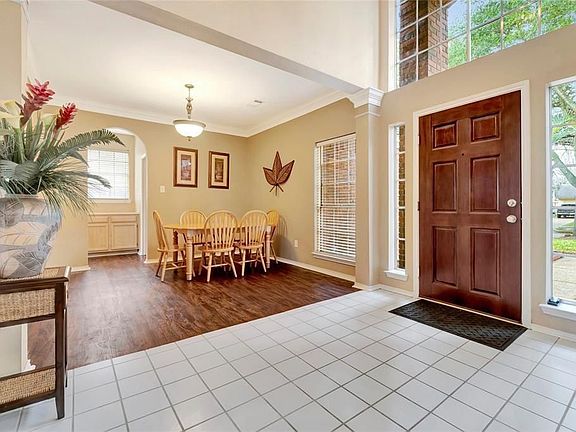4th image of 4323 Ringrose Dr