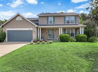 649 Stone Bend Trl, Wentzville, MO 63385