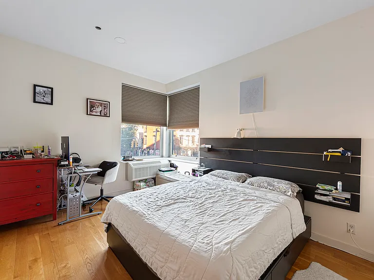 111 Monroe St #2D — Photo 9