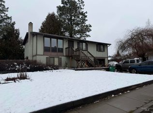 871 N Eisenhower St, Moscow, ID 83843