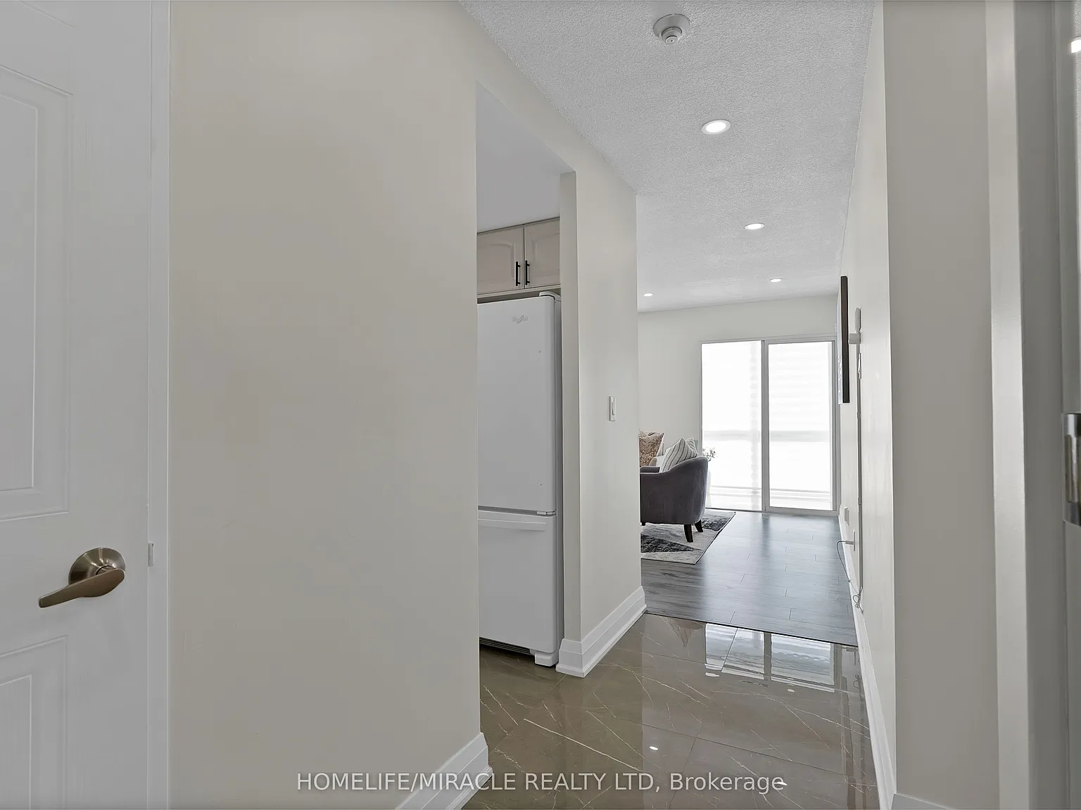 3 bed, $3,150 — Photo 3