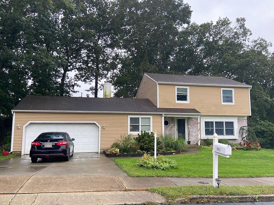 1st image of 1113 Spring Ln