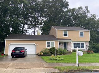 1113 Spring Ln, Absecon, NJ 08201