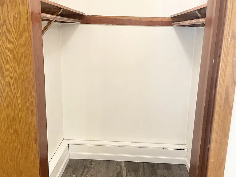 Randolph Apartments — Photo 15