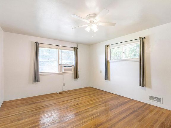 4th image of 561 Addison Ave